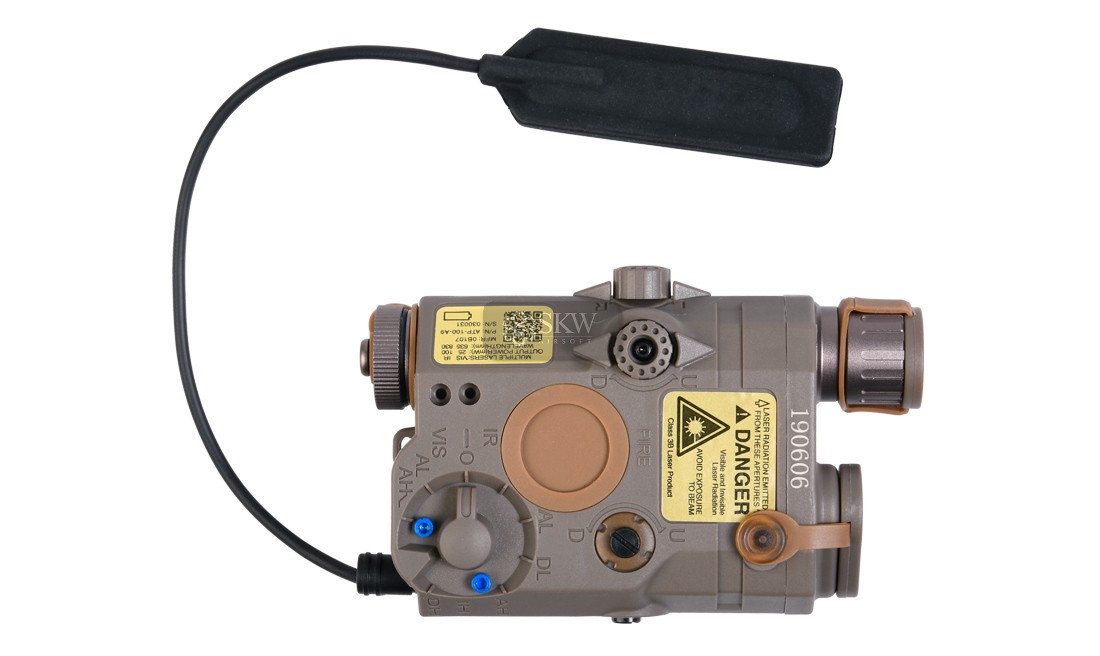 AMPEQ CON LASER ROJO Y LINTERNA 175 LUMENS TAN...