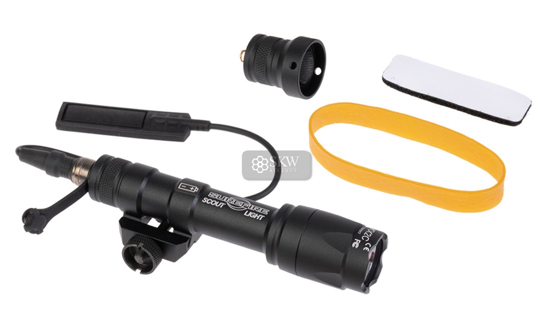 LINTERNA TÁCTICA M600C 370 LUMENS ELEMENT