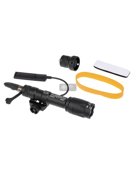 LINTERNA TÁCTICA M600C 370 LUMENS ELEMENT