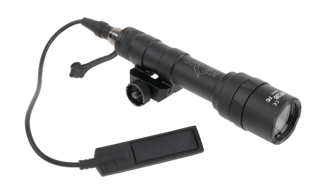 LINTERNA TÁCTICA M600U 500 LUMENS ELEMENT